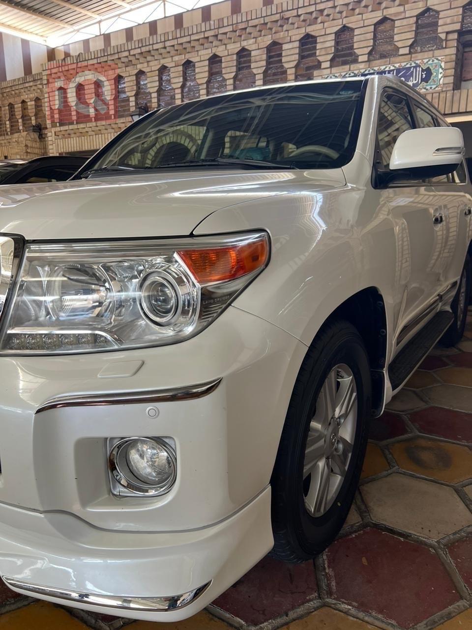 تويوتا لاندكروزر